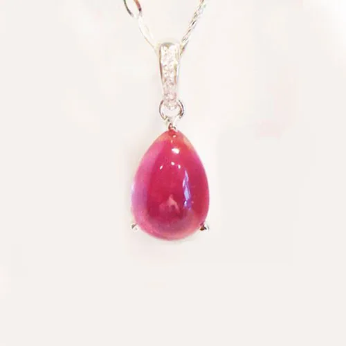 Mặt Dây Chuyền Ruby