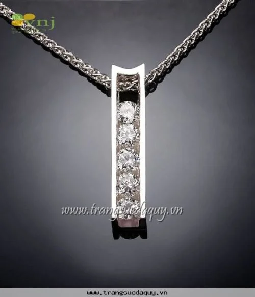 Mặt dây chuyền topaz Trắng MK0815
