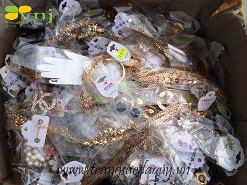 Trang Sức Giả Giá Rẻ