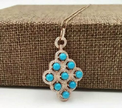 Mặt dây chuyền đá Aquamarine