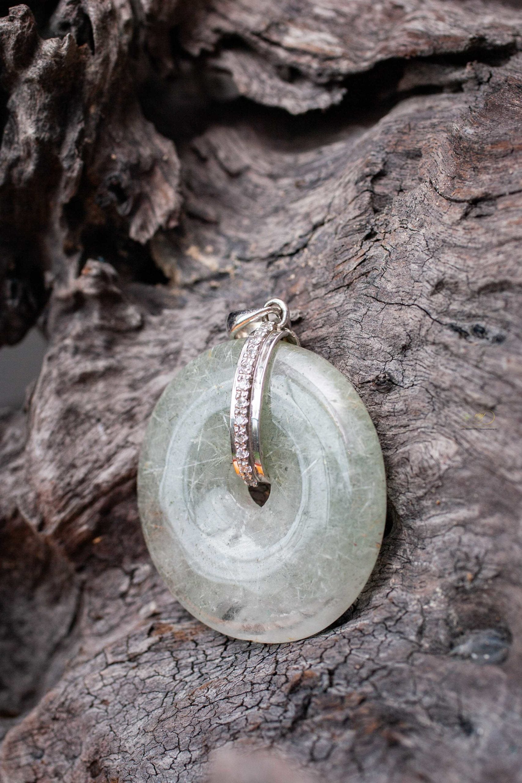 Mặt dây chuyền thạch anh tóc xanh MDD212