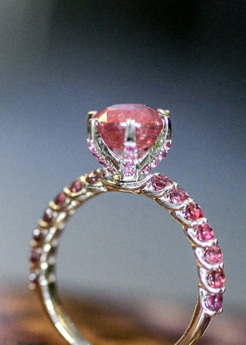 Nhẫn đá Ruby