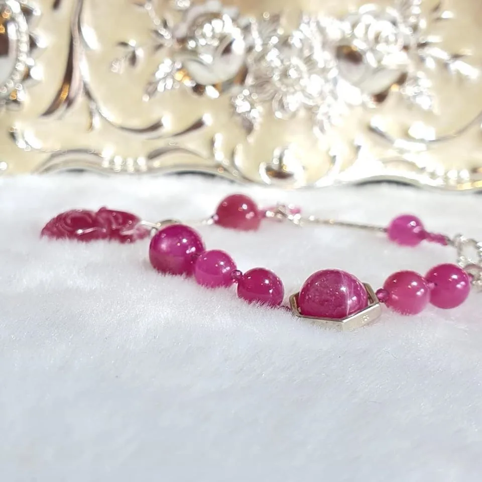 Vòng tay Ruby Mix Charm bạc 925