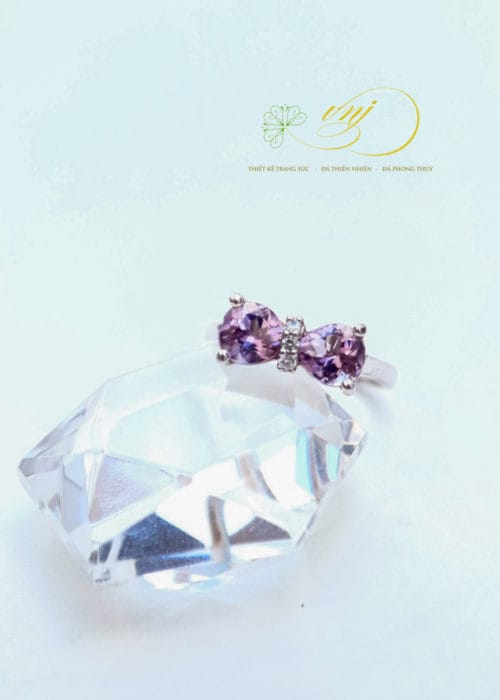 nhẫn đá thạch anh tím 