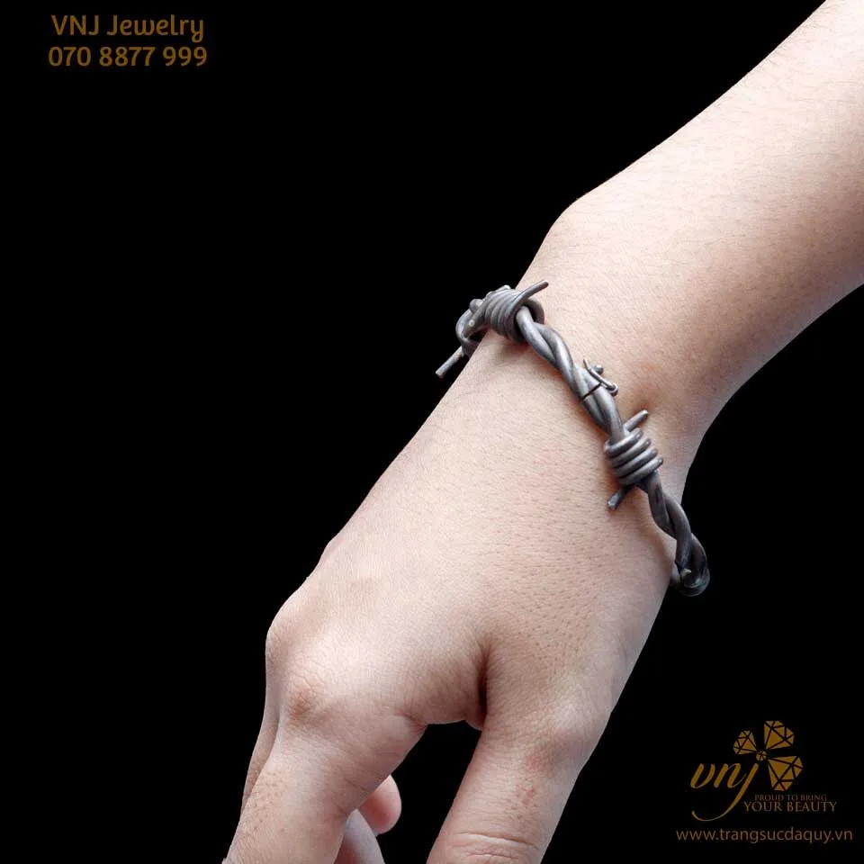 Lắc Vòng Tay Xoắn Dây Thép Gai (3)