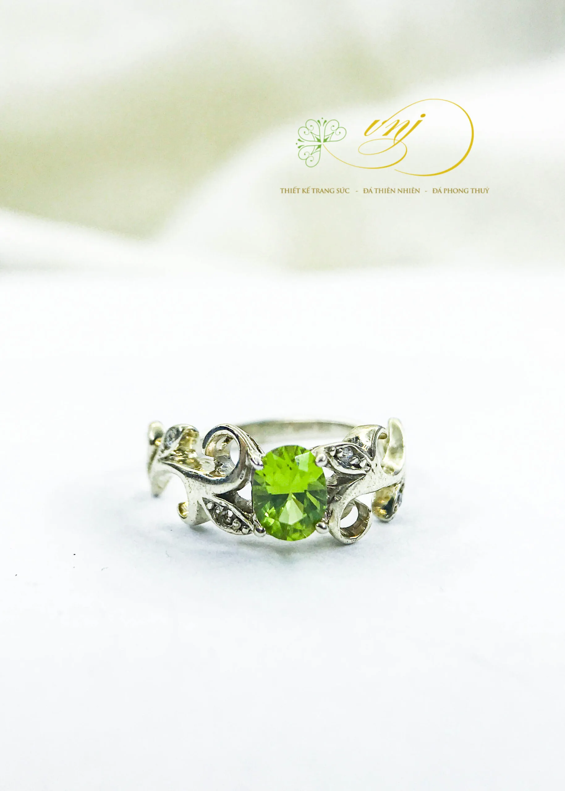 Nhẫn Bạc Đá Peridot NWP9