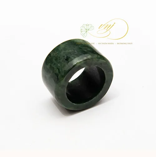 Nhẫn Càn Long Đá Cẩm Thạch Nguyên Khối Bản Vuông