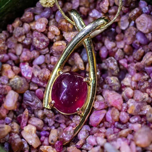 Mặt Dây Chuyền Ruby 18K