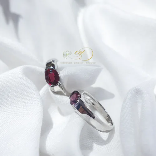 Nhẫn Cặp Garnet