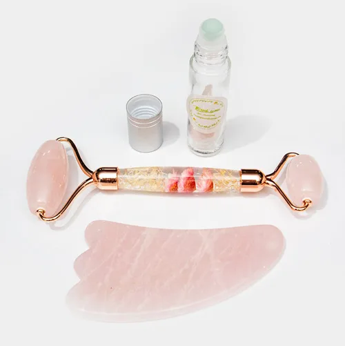Cây Lăn Resin Kèm Miếng Nâng Cơ Mặt (3)