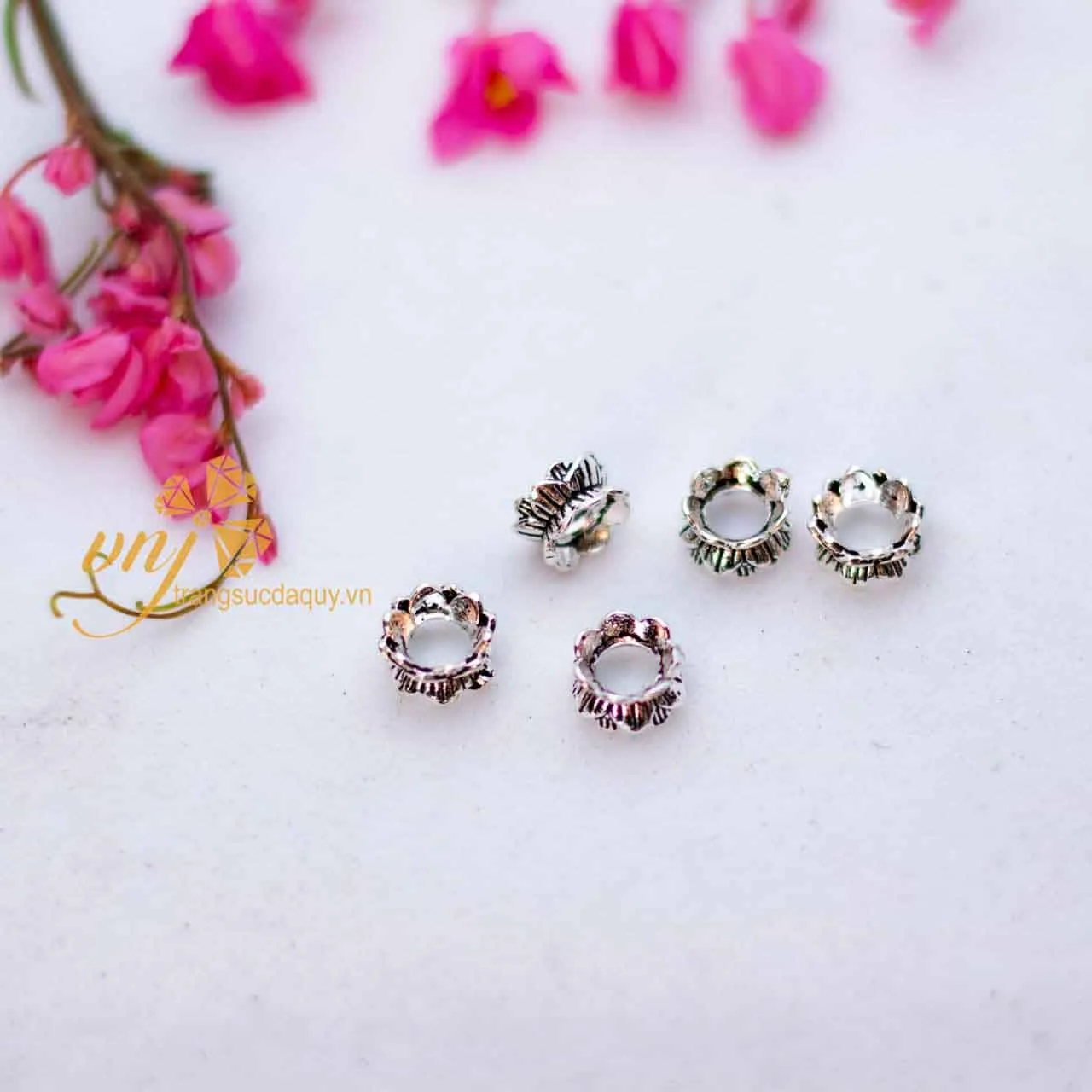 Phụ Kiện Charm ống Bạc (2)