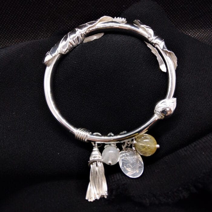 Vòng Tay Bạc Hoa Sen VCS1