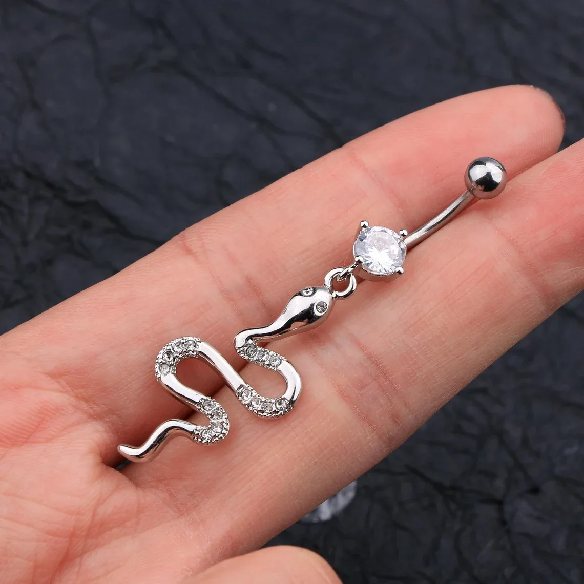 Khuyên Rốn đá Quý