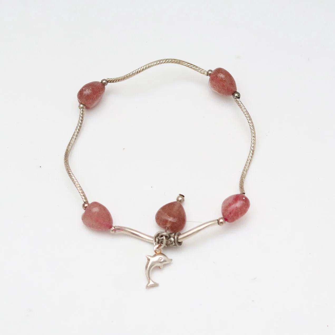 Vòng charm thạch anh dâu