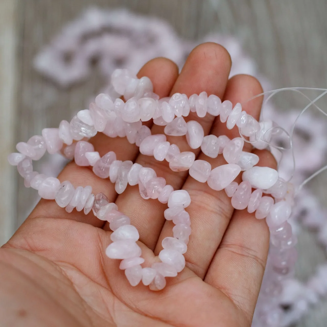 Chuỗi Đá Thạch Anh Hồng Vụn Tự Nhiên DVH1