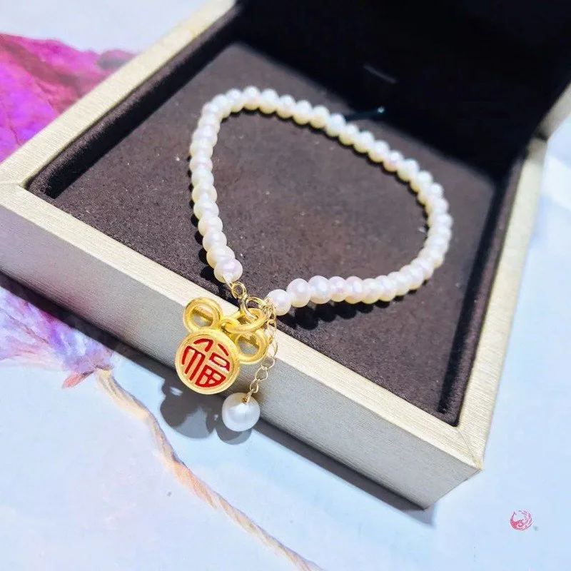 Vòng Tay Ngọc Trai Mix Charm Chuột Mickey VCNT3