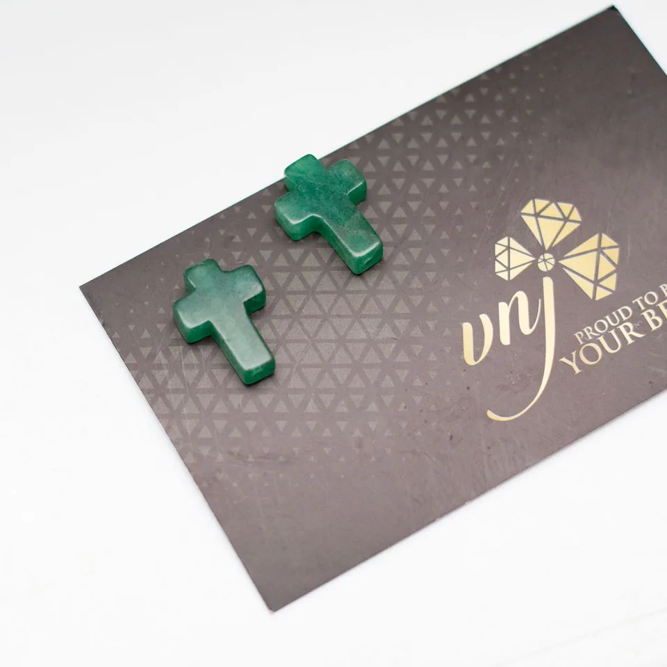 Charm Thánh Giá Thạch Anh Xanh - Mân Côi Xỏ Ngang CDQX2