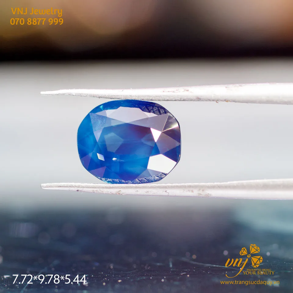 Đá Sapphire Xanh Cobalt Oval 7.72x9.78x5.44