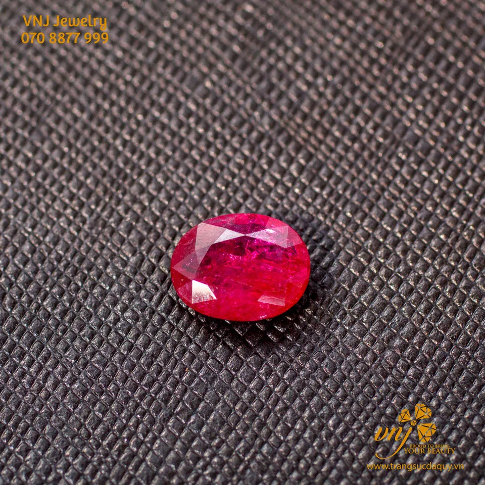 Đá Ruby Thiên Nhiên Mài Giác Oval 8.0010.103.a70