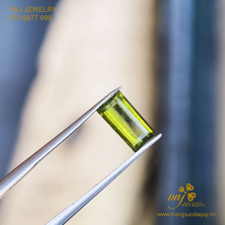 Tourmaline Xanh Lá Cây Thiên Nhiên (3)