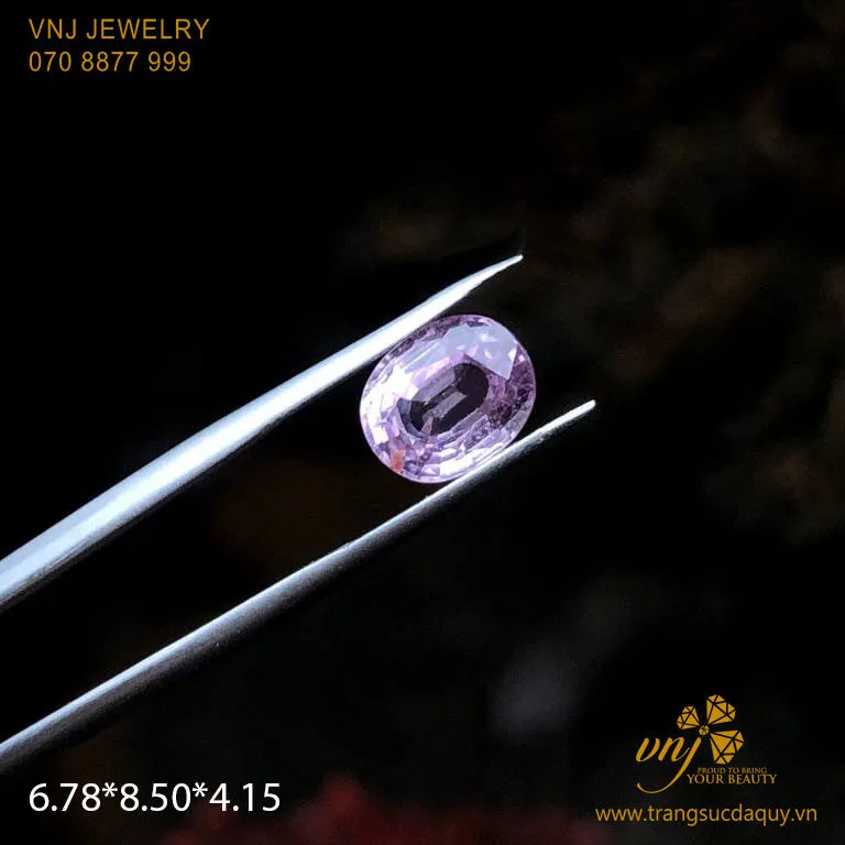 Sapphire Thiên Nhiên Trong Suốt Oval