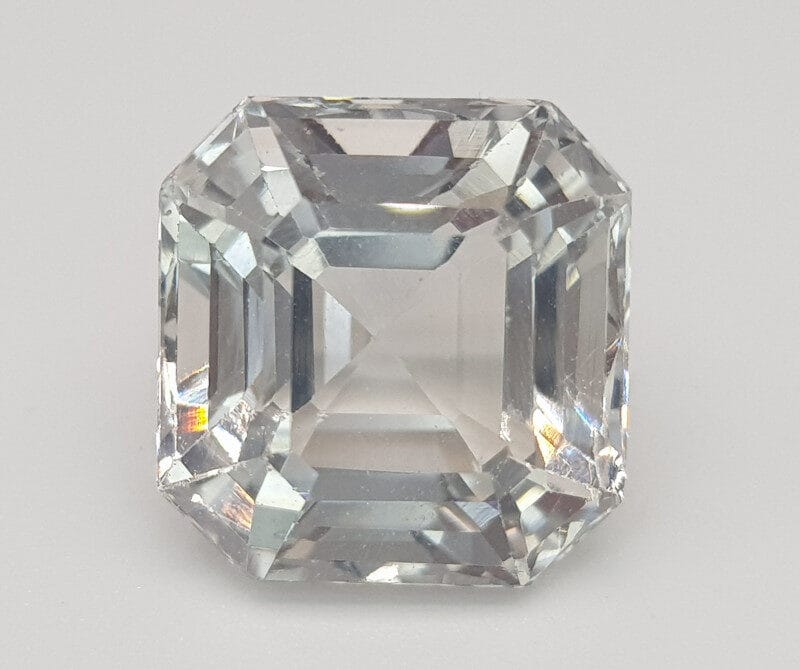 Đá Goshenite
