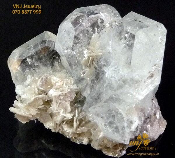 Goshenite Đá Beryl Trắng Hiếm Có Đến Từ Mỹ