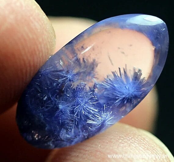Thạch Anh Dumortierite