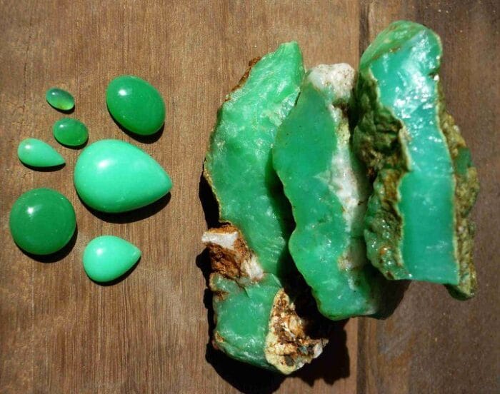 Ngọc Đế Quang Chrysoprase - Giá Trị Và Nguồn Gốc 2023