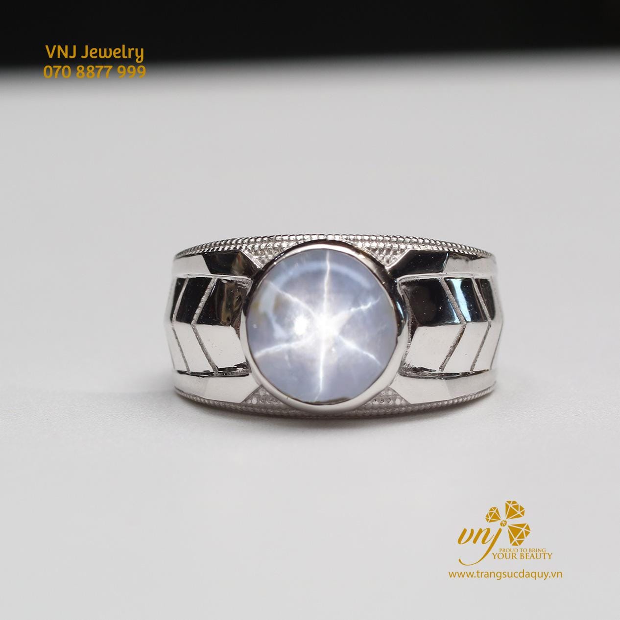 Nhẫn Sapphire Sao Trắng NM64