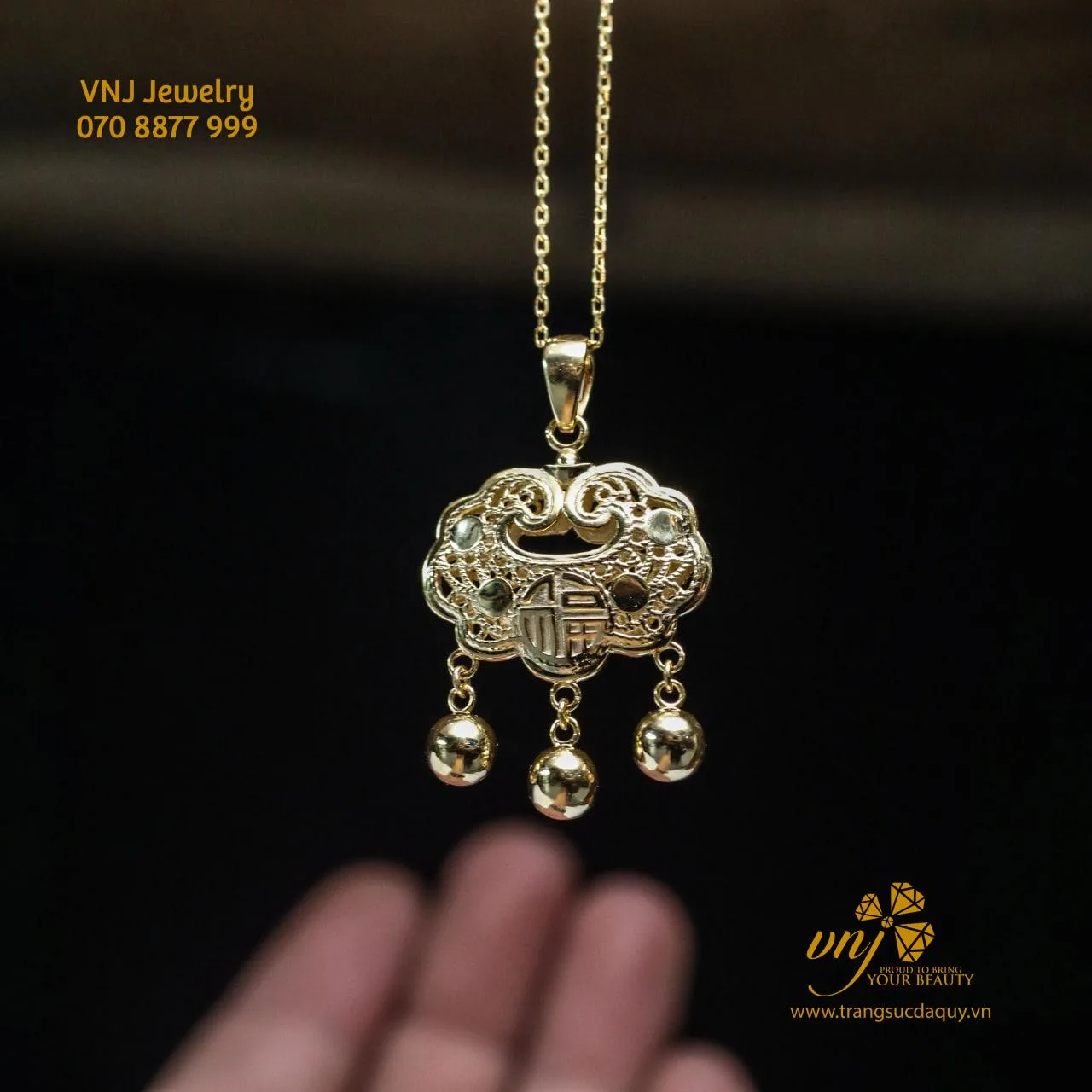 khóa trường mệnh