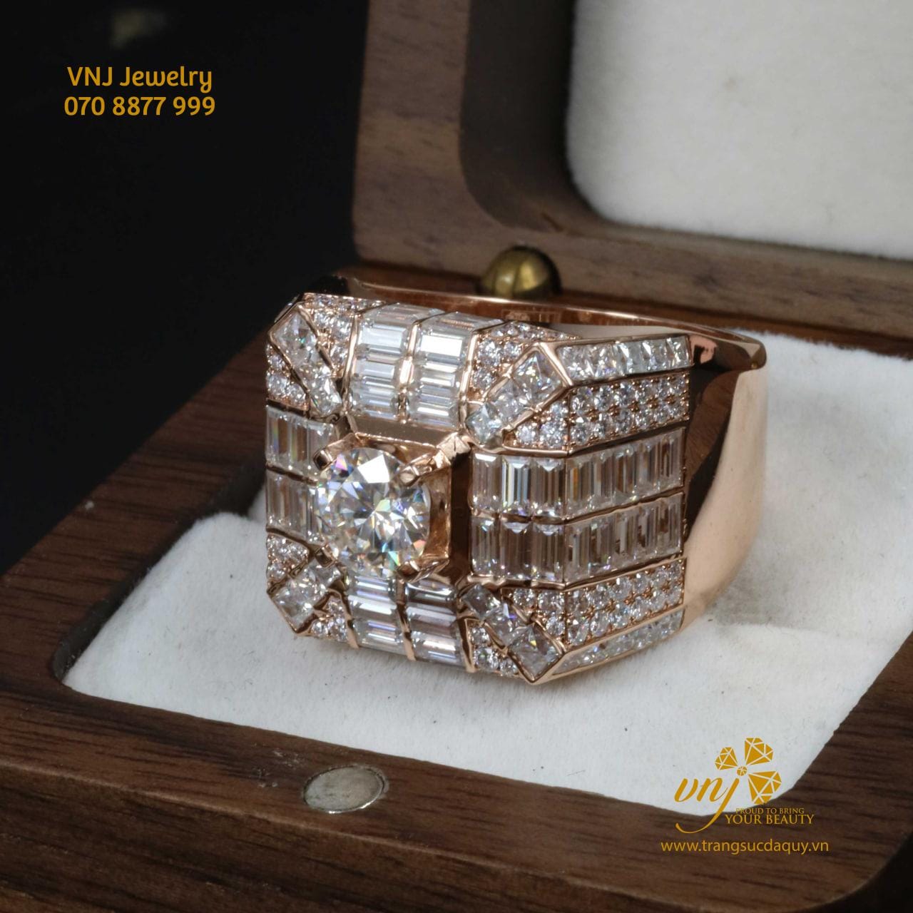 Nhẫn Kết Kim Cương Luxury Vàng Hồng NM76