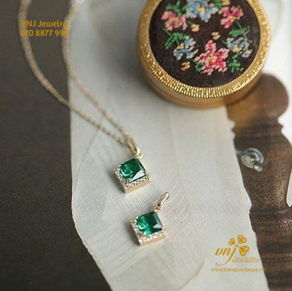 Bộ Trang Sức Bông Và Mặt Dây Đá Emerald BE01