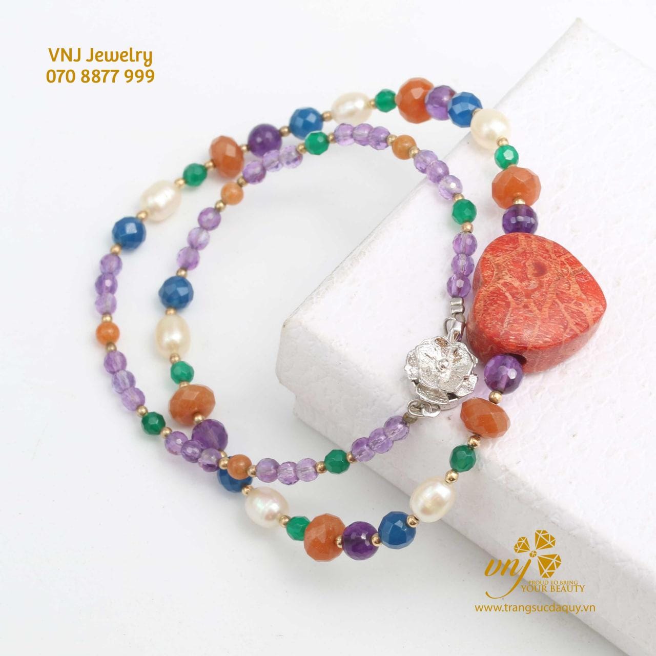 Chuỗi Vòng Tay Ngọc Trai Mix Đá Ngũ Sắc VCNT13