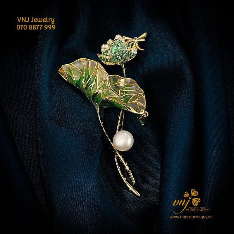 Ghim Cài Áo Hoa Sen Đính Ngọc Trai CF22