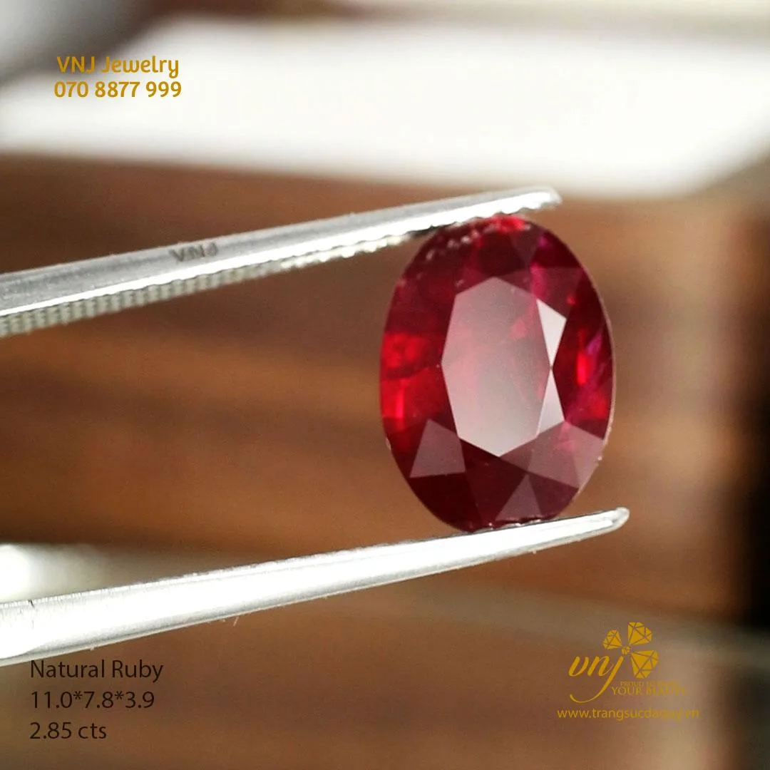 Ruby Đỏ Nước 1 Chất Kính Cắt Oval VJR33