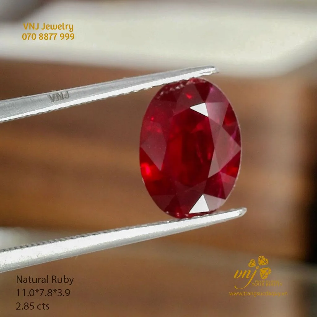 Ruby Đỏ Nước 1 Chất Kính Cắt Oval VJR33