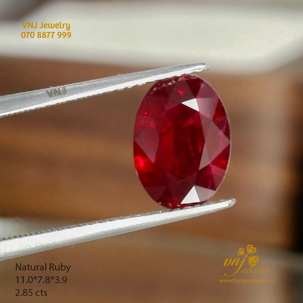 Ruby Đỏ Nước 1 Chất Kính Cắt Oval VJR33