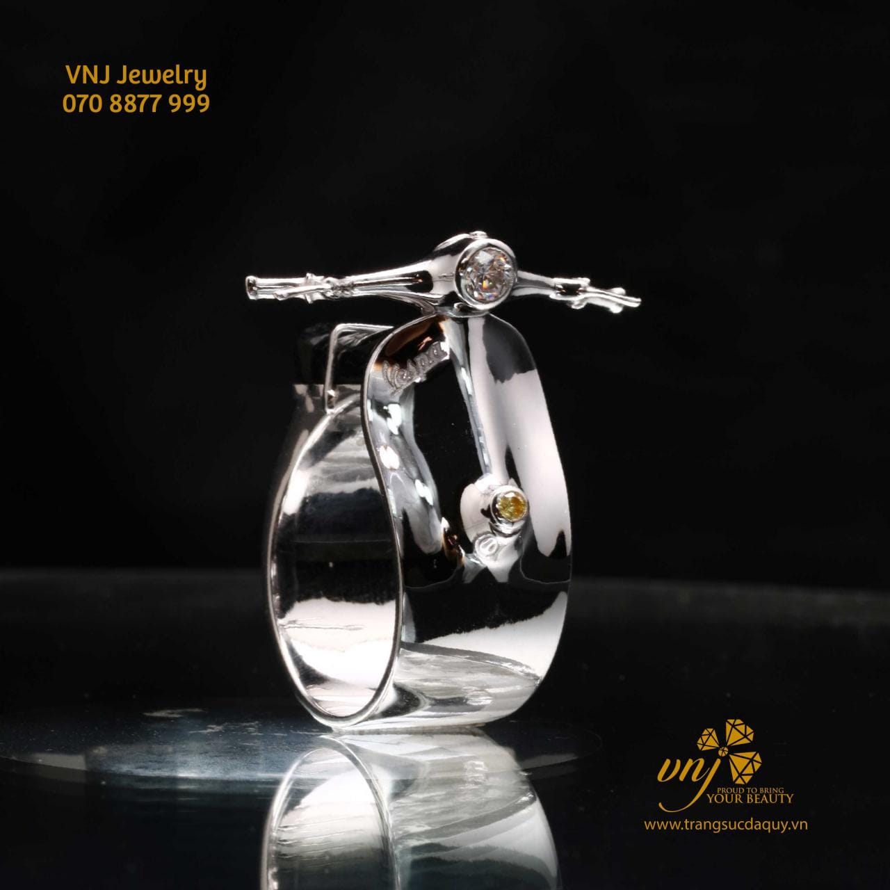 Nhẫn Vespa Unisex Vàng 18K NM82