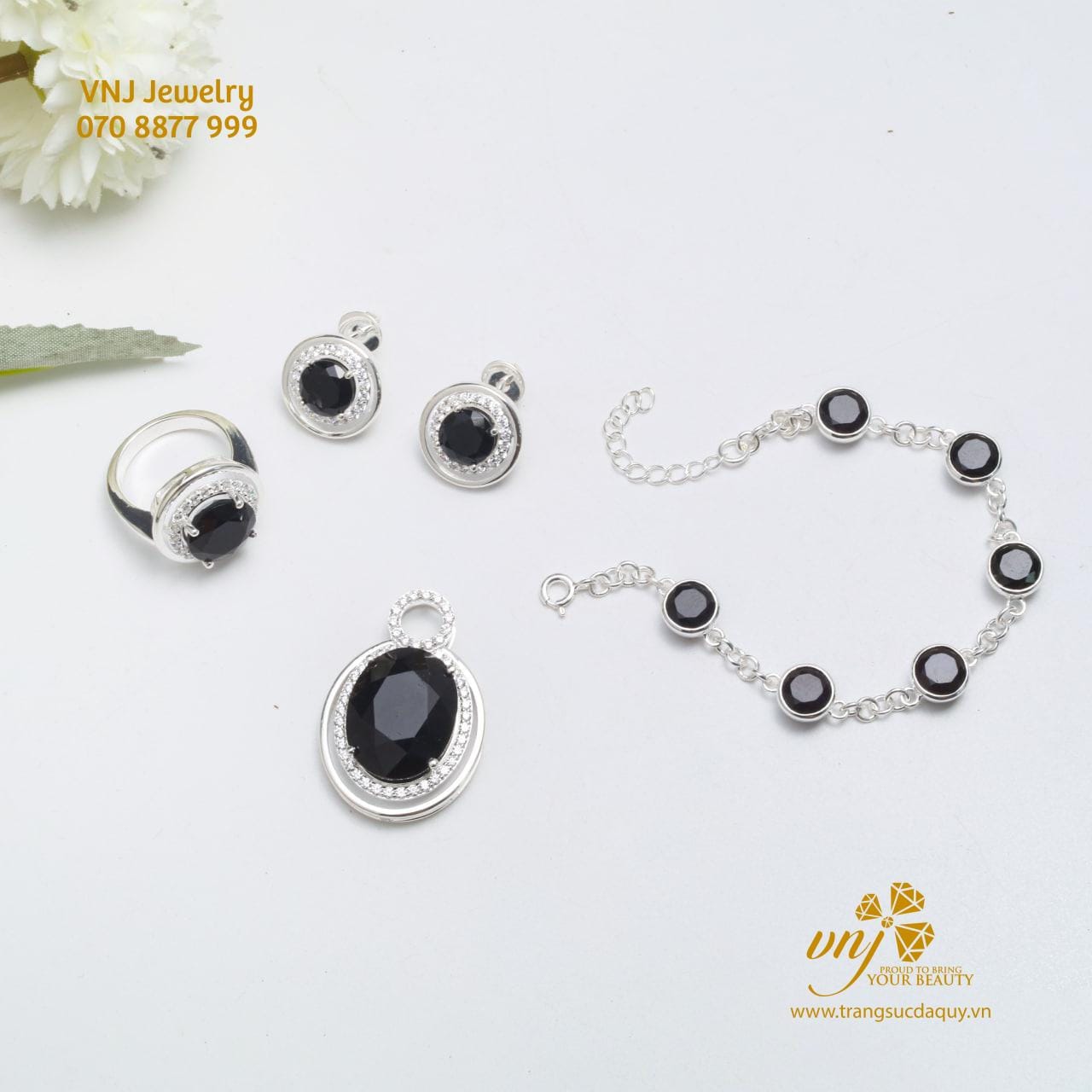 Bộ Trang Sức Sapphire Đen Nhẫn Mặt Dây Bông Tai Vòng Tay BS2