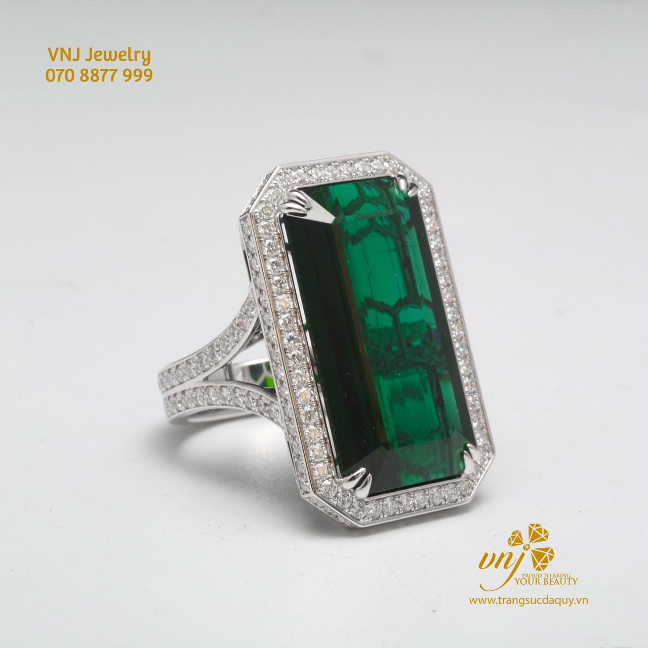 Nhẫn Tourmaline Xanh Full Kim Cương NWM6