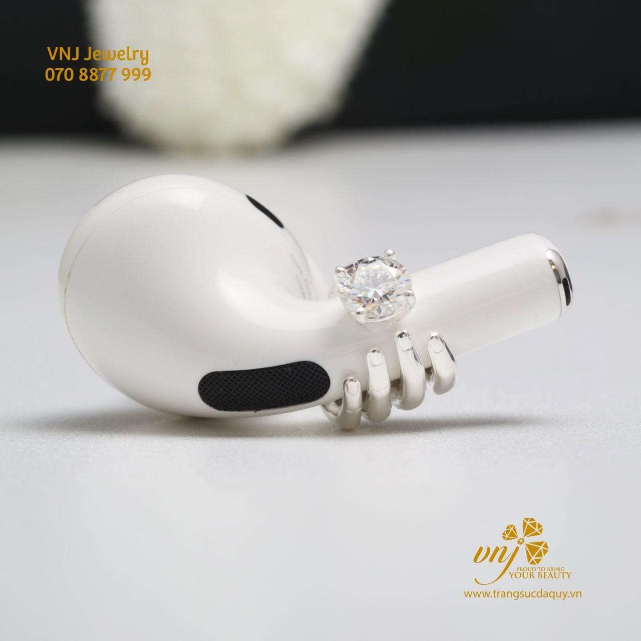 Ốp Tai Nghe Vàng 18K Đính Kim Cương BTKC1