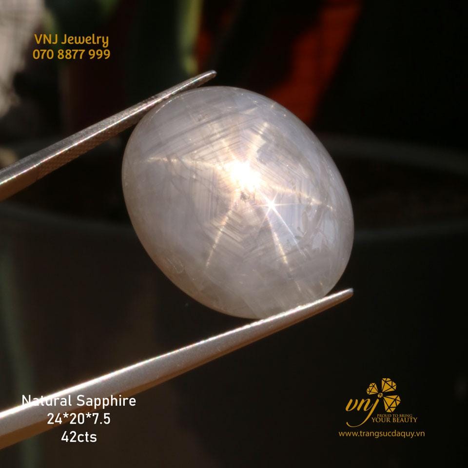 Sapphire Sao Trắng Kích Thước Khủng - VJS68