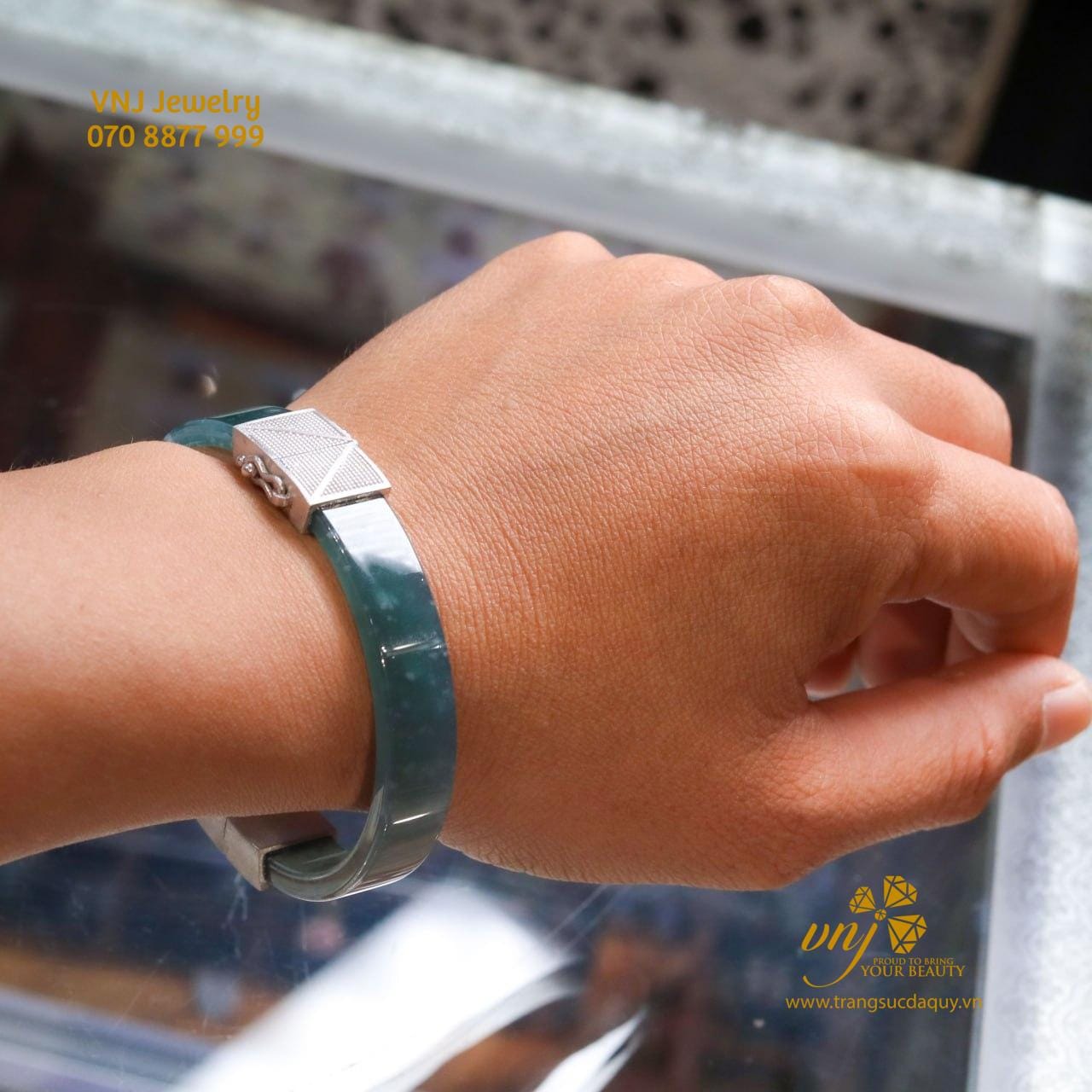 Mẫu bọc vòng nguyên khối với thiết kế chuẩn nam mà VNJ đề xuất cho khách hàng