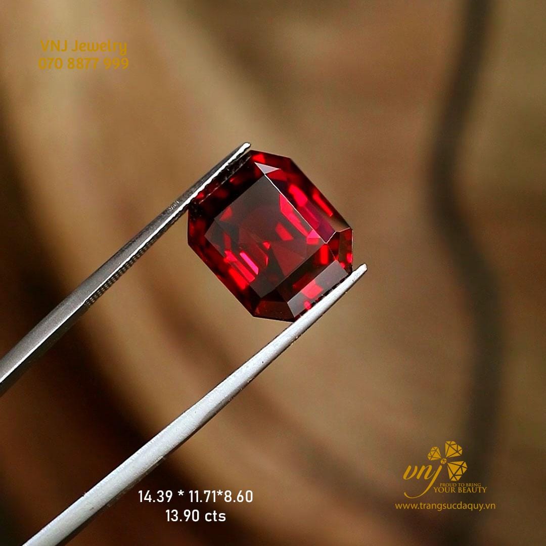 Đá Garnet Đỏ Thiên Nhiên Mài Giác DQG10