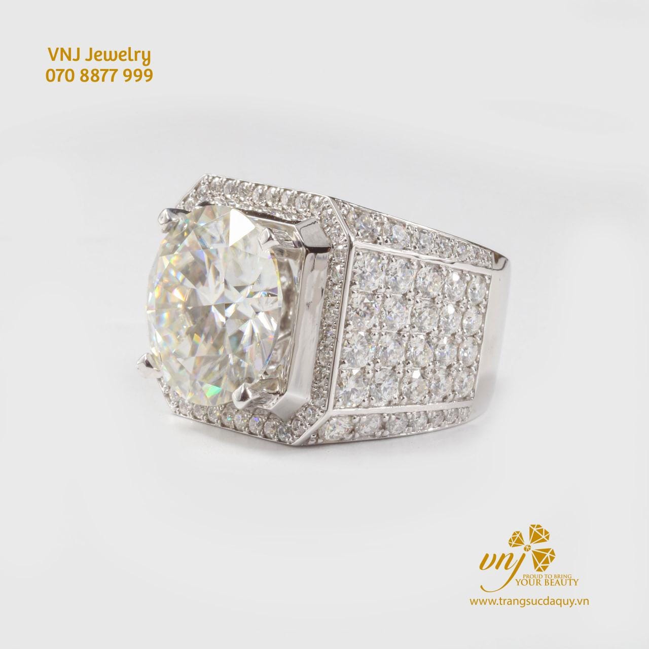 Nhẫn Kết Full Moissanite NM83