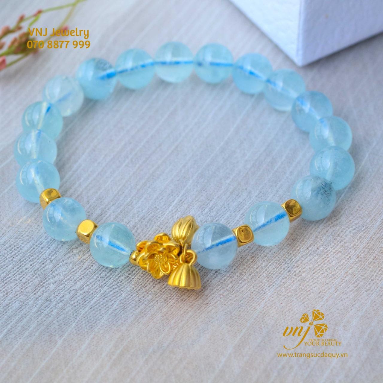 Vòng Aquamarine Mix Charm Sen Vàng 24K VCA9