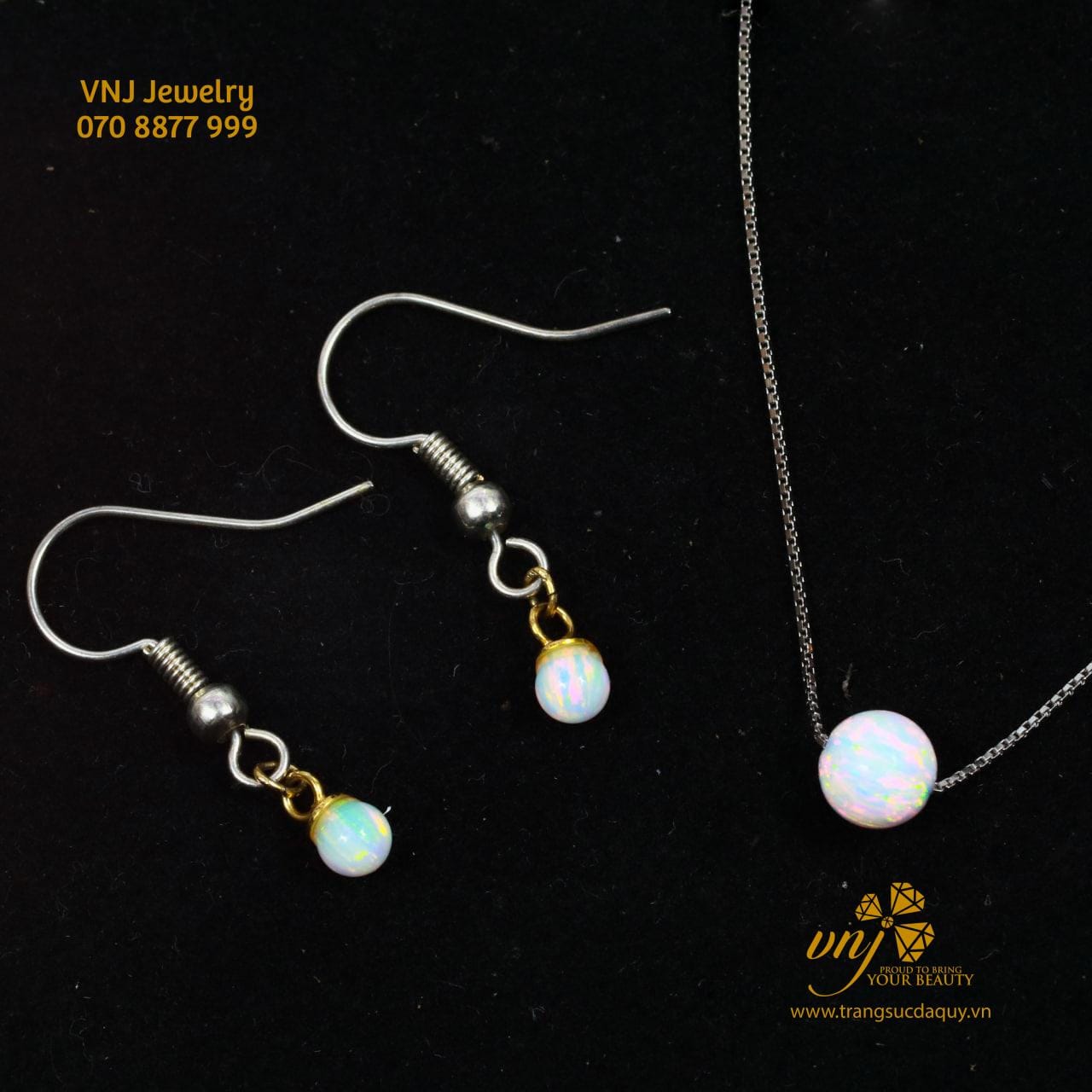 Bộ Trang Sức Bông Tai Và Mặt Dây Đá Opal BO1