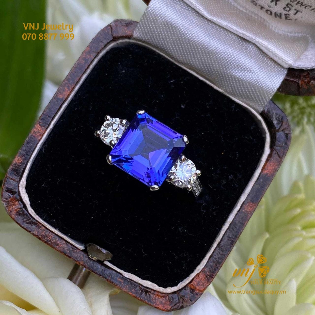Nhẫn Đá Tanzanite Vuông Mix Kim Cương NWTZ1