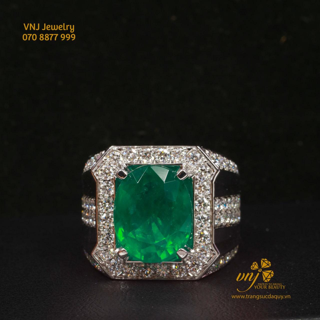 Nhẫn Đá Emerald Vip Đính Full Kim Cương NM88